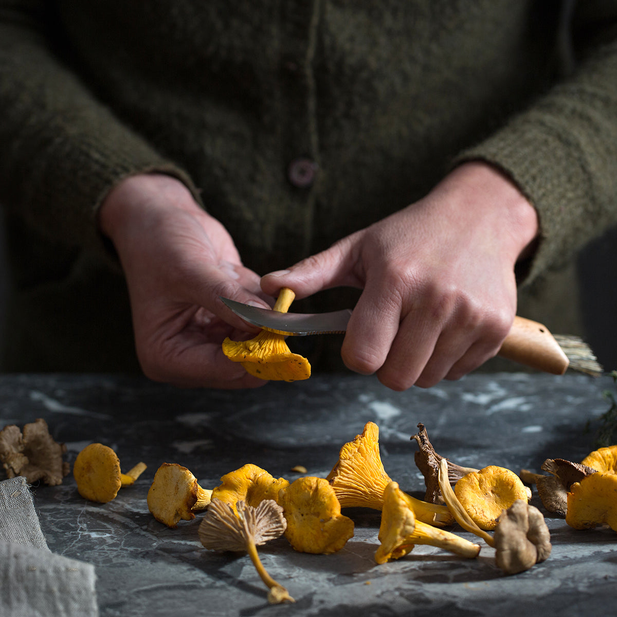 No. 8 Beech Wood Mushroom Knife